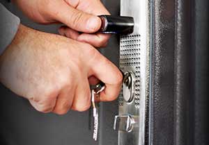 Locksmith in Federal Heights